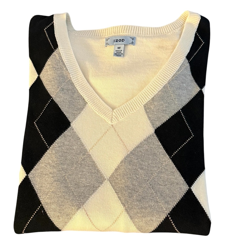 IZOD Men's Vintage Classic Preppy Argyle V-Neck Sweater